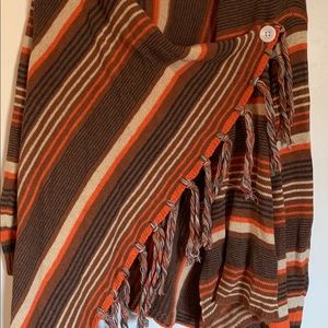 Wrap around sweater Shaw